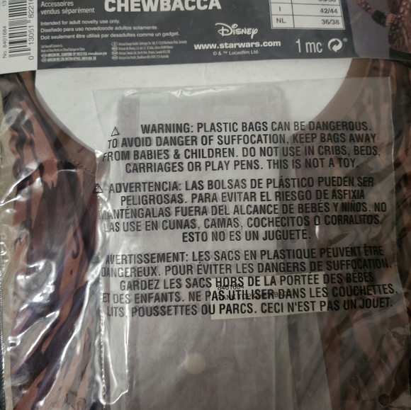 Adult Chewbacca Costume Tank top and Gloves - Picture 4 of 5